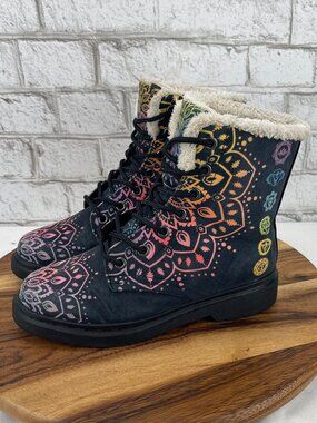 Yes We Vibe Chakra Love Womens 6.5 Canvas Faux Fur Lined Vegan Mandala Mid Boots
